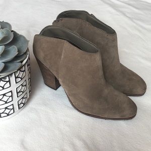NWOT Dolce Vita Booties